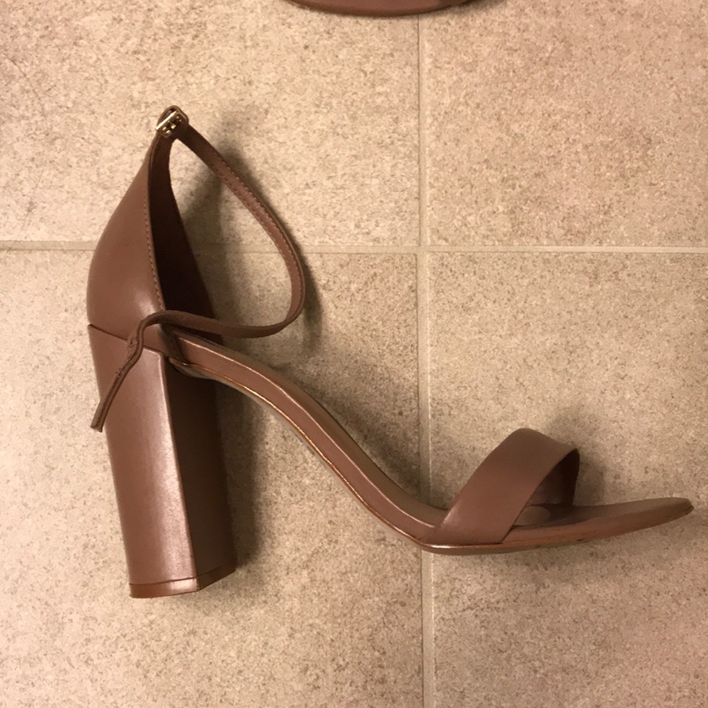 Nude Aldo block heels!